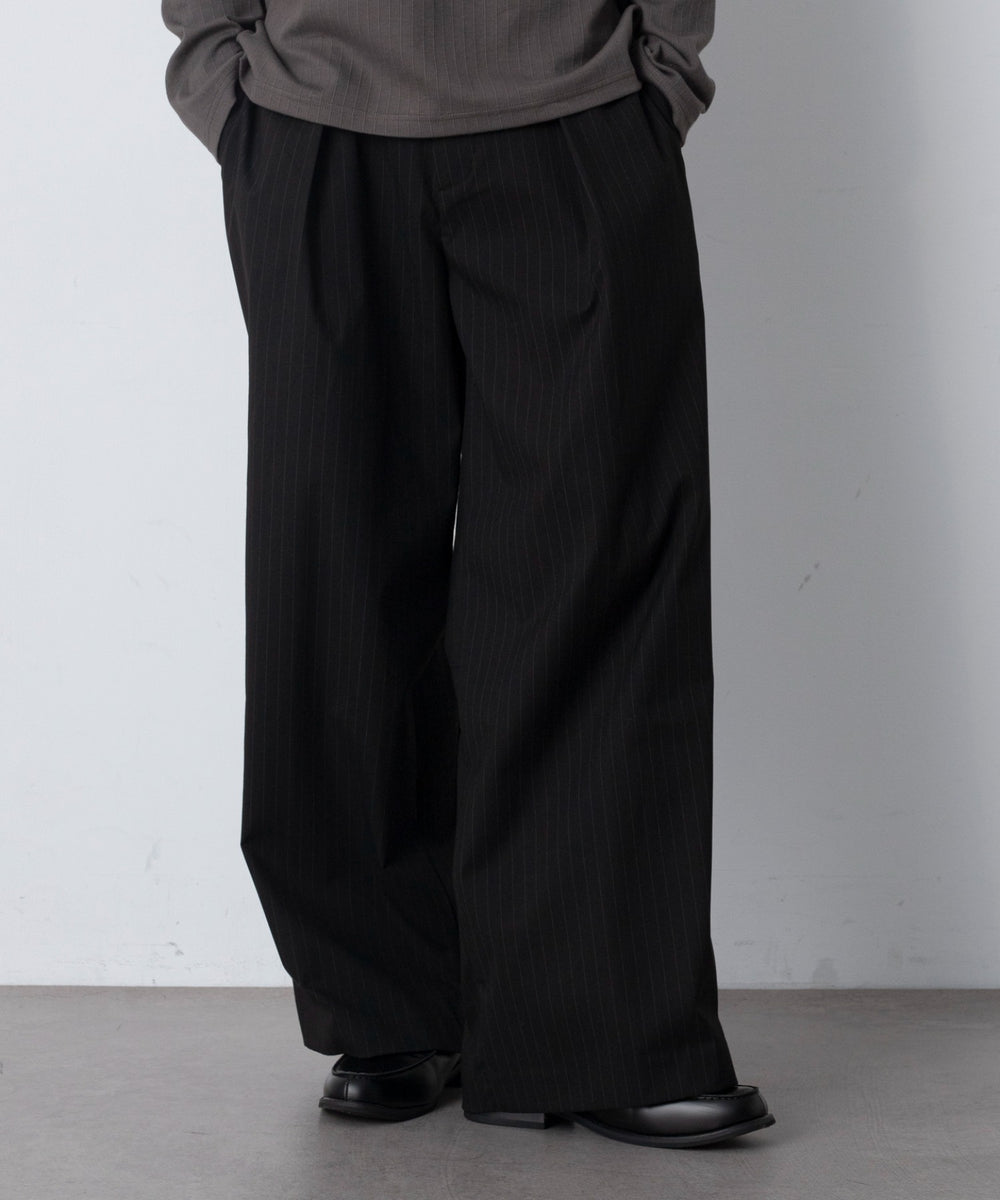ブラックストライプ モデル：180cm L着用