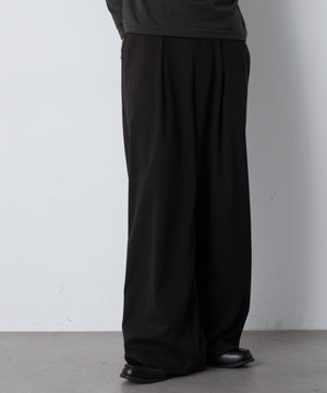 ブラック モデル：180cm L着用