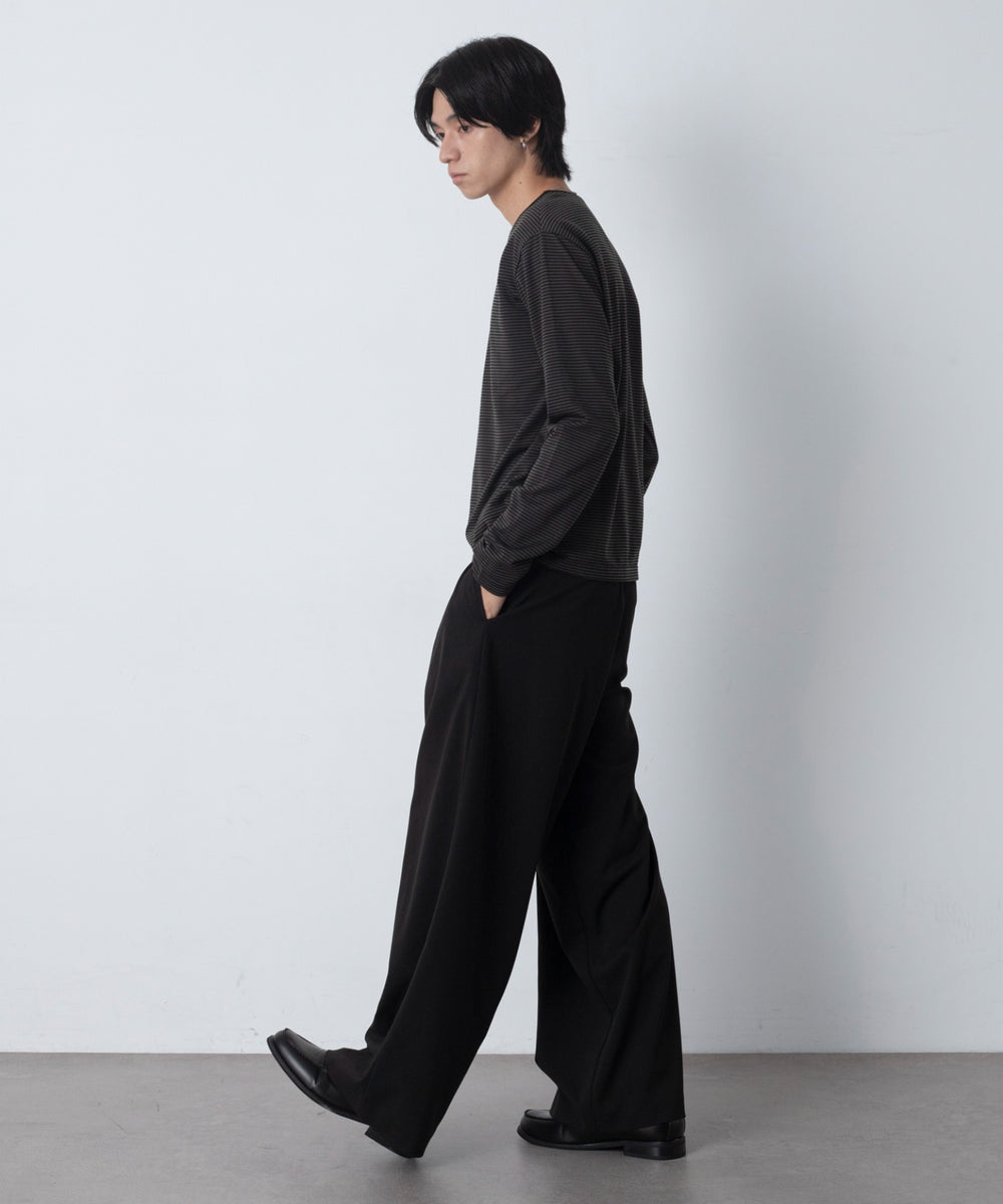 ブラック モデル：180cm L着用