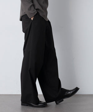 ブラックストライプ モデル：180cm L着用