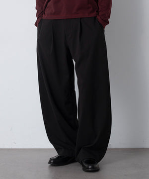 ブラック モデル：180cm L着用