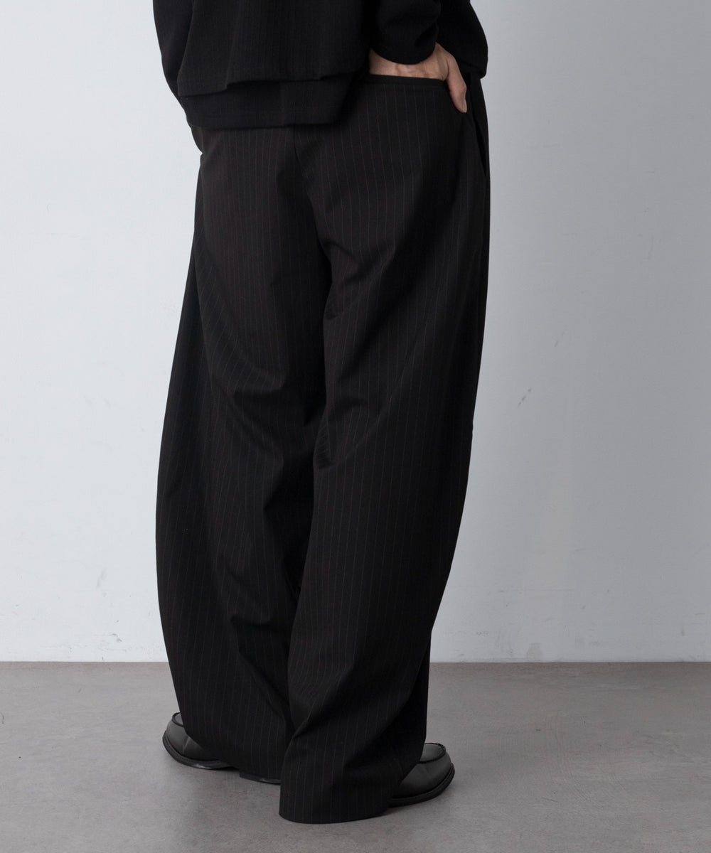 ブラックストライプ モデル：180cm L着用