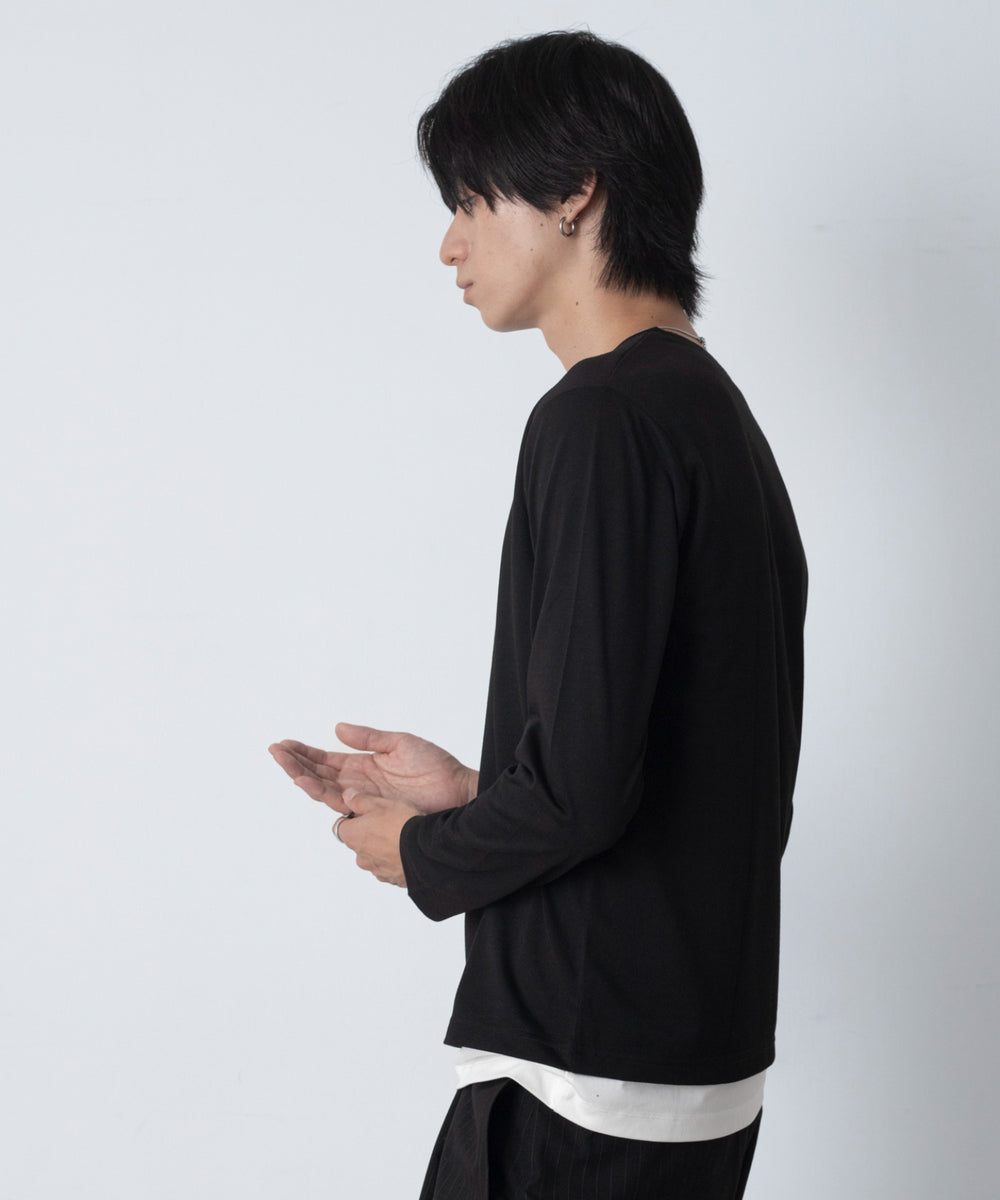 ブラック モデル：180cm L着用