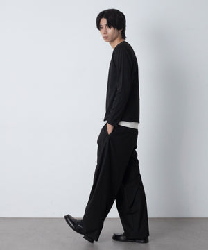 ブラック モデル：180cm L着用