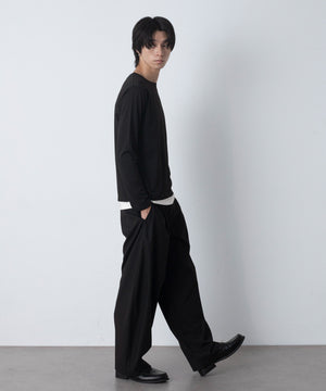 Vブラック モデル：180cm L着用