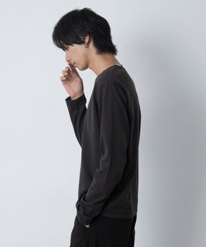 ブラックボーダー モデル：180cm L着用