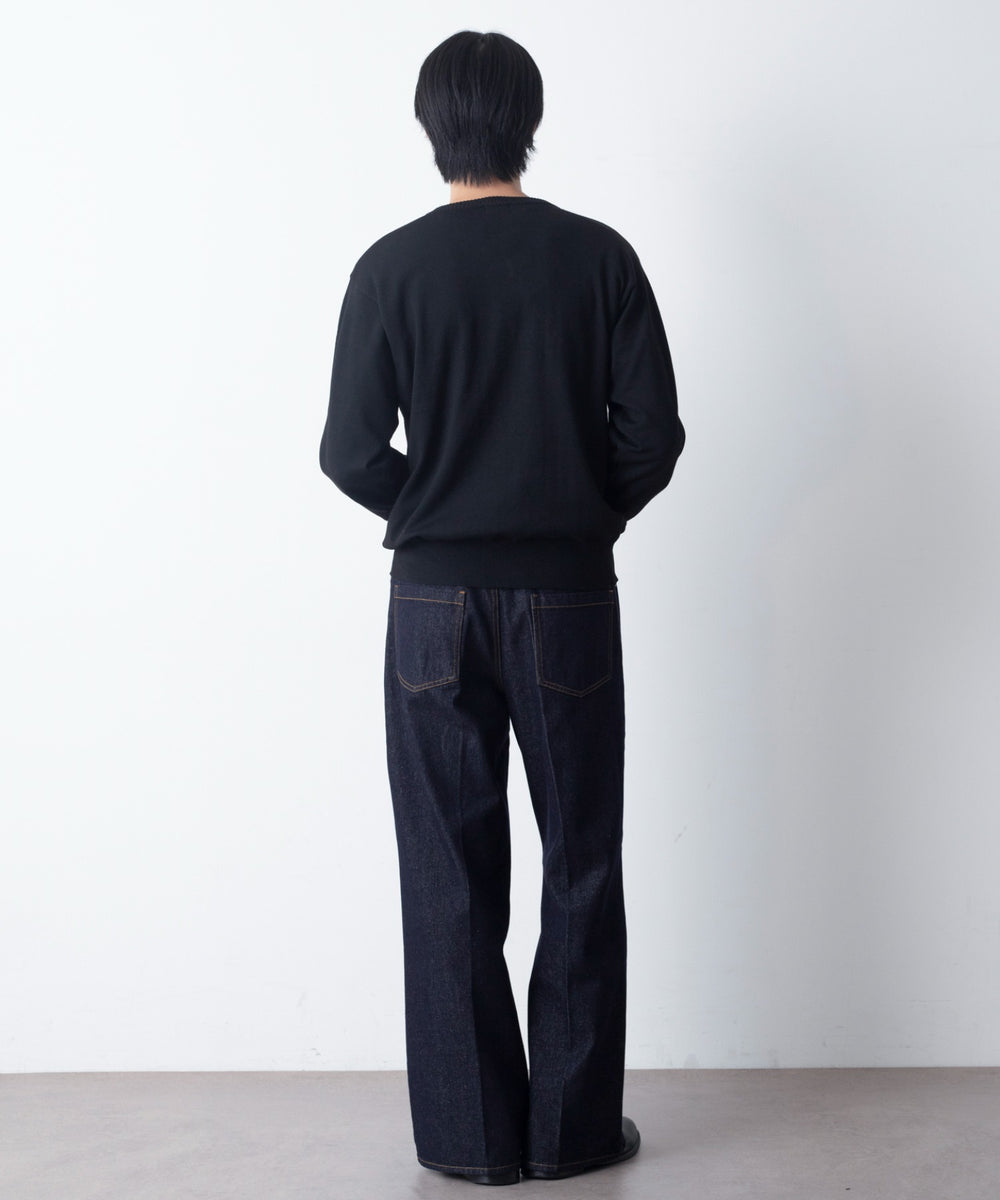ブラック モデル：180cm L着用