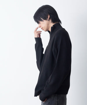 ブラック モデル：180cm L着用