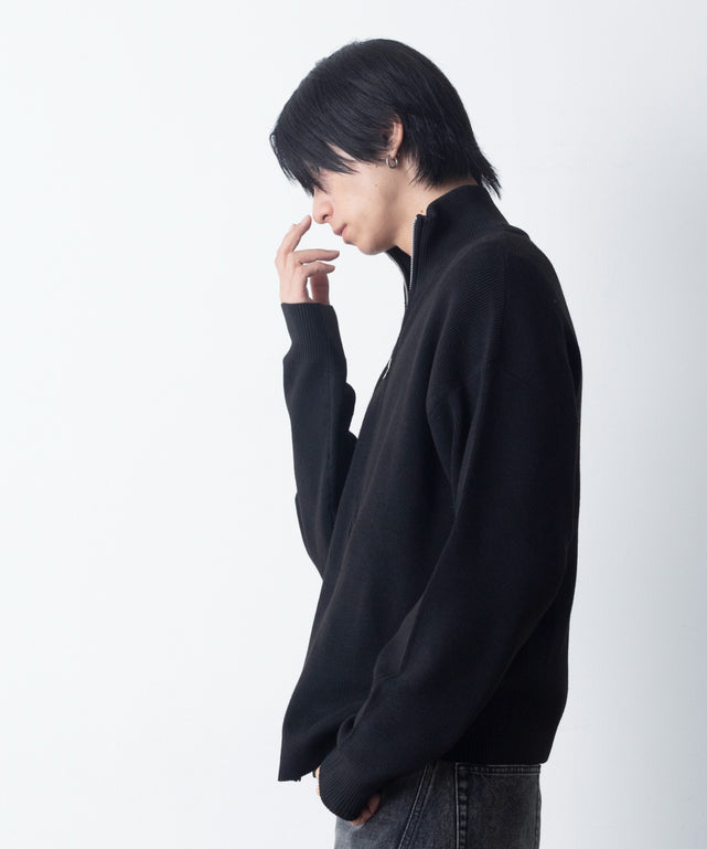 ブラック モデル：180cm L着用