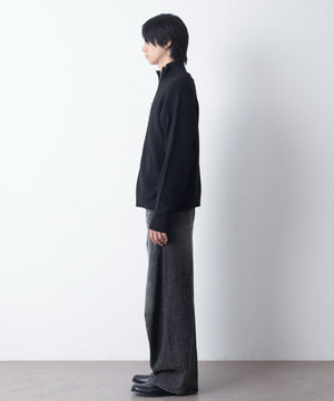 ブラック モデル：180cm L着用