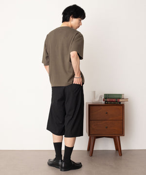 ブラウン モデル：180cm L着用
