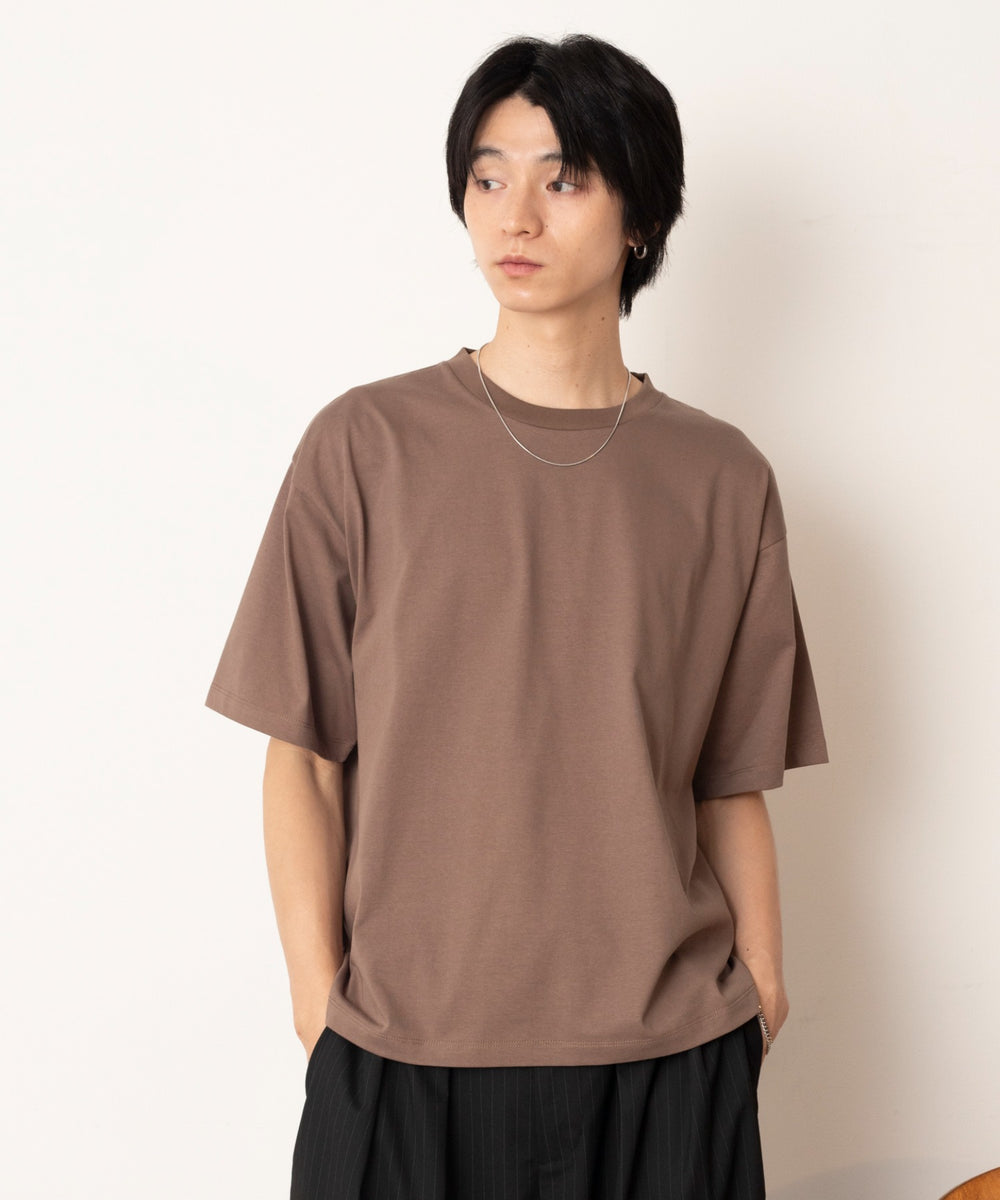 ブラウン モデル：180cm L着用