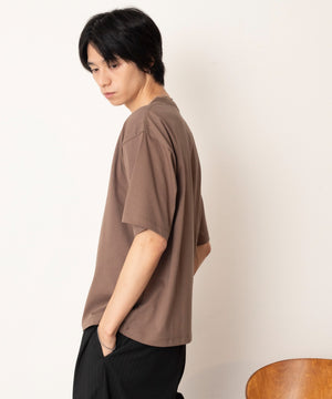 ブラウン モデル：180cm L着用
