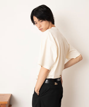 オフホワイト モデル：180cm L着用