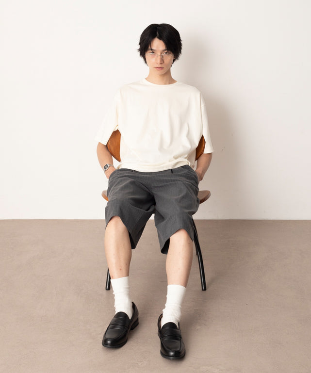 オフホワイト モデル：180cm L着用
