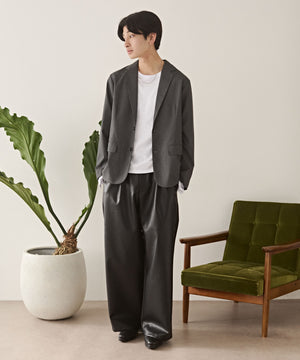グレーストライプ モデル：180cm L着用