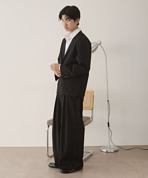 ブラックストライプ モデル：180cm L着用