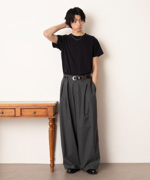 グレーストライプ モデル：180cm L着用