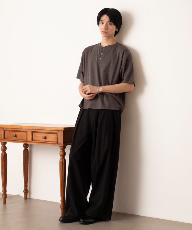 ブラック モデル：180cm L着用