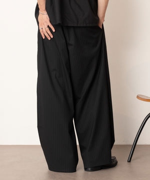 ブラックストライプ モデル：180cm L着用