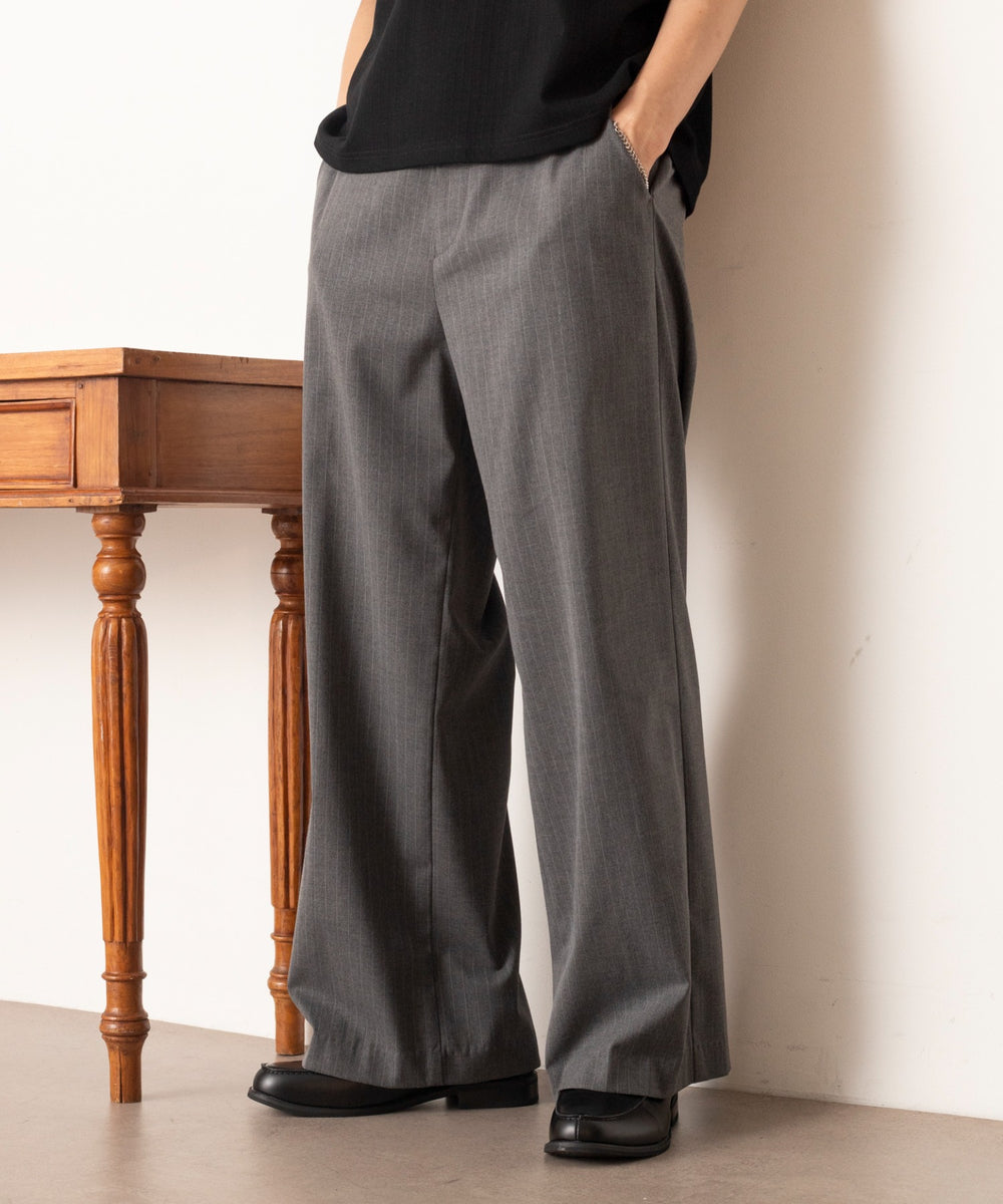 グレーストライプ モデル：180cm L着用
