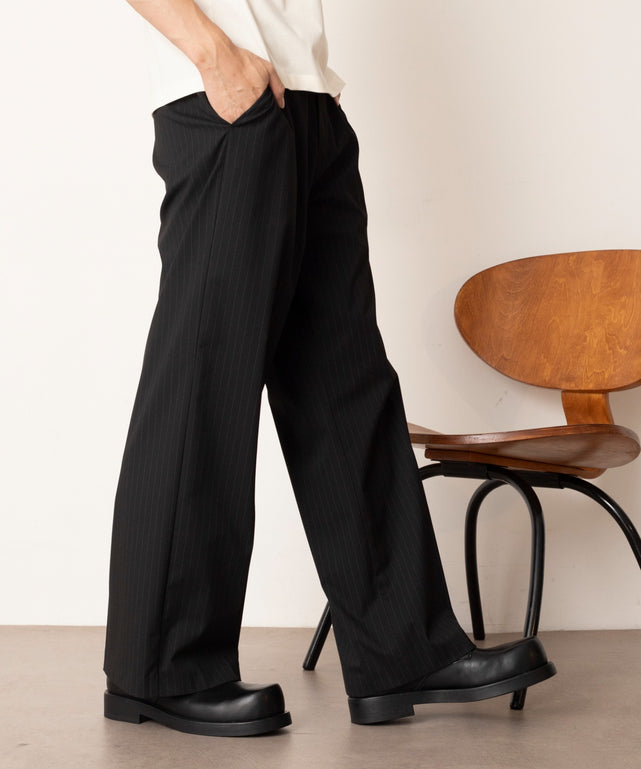 ブラックストライプ モデル：180cm L着用