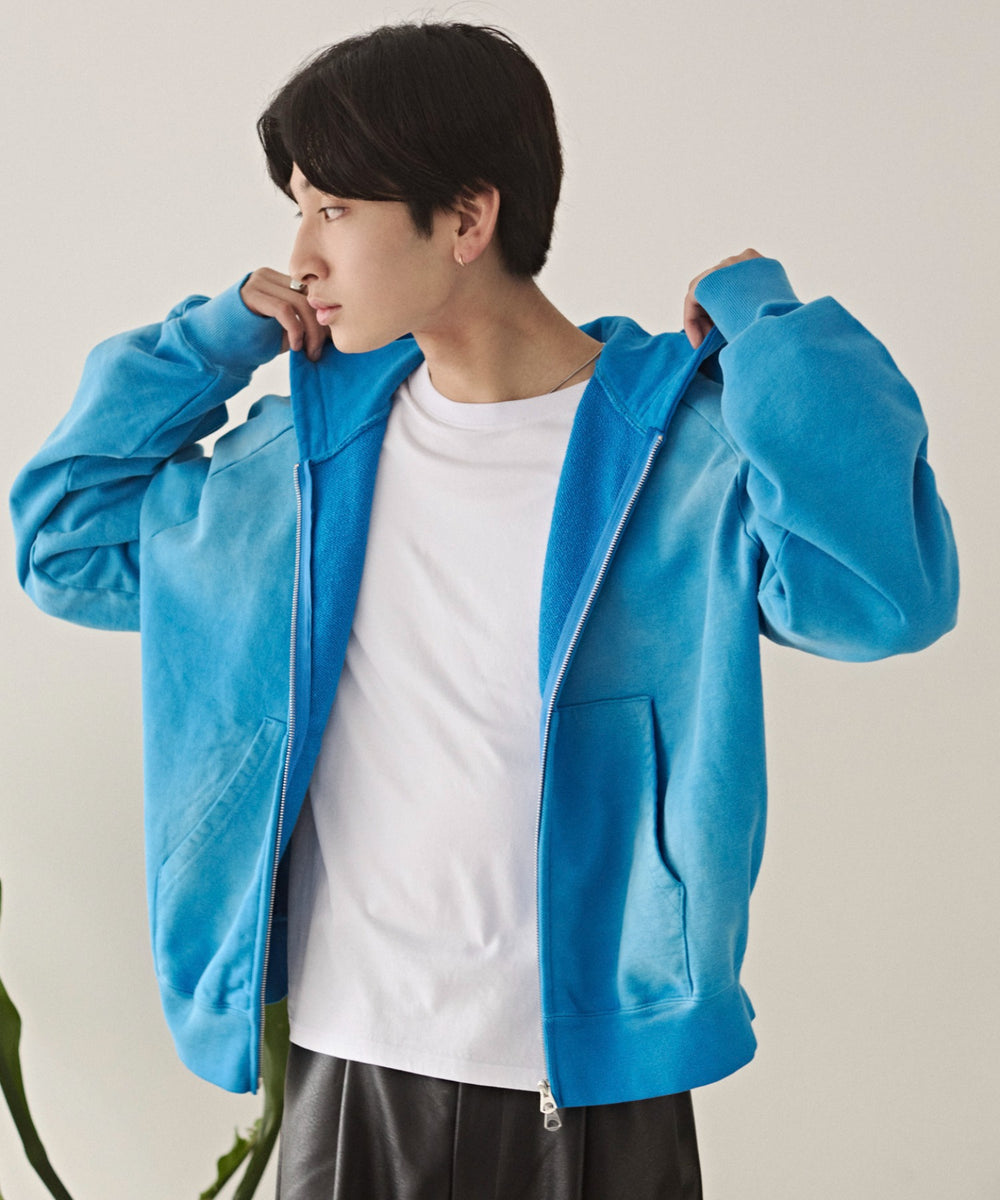 ブルーソノタ モデル：180cm L着用