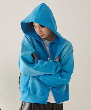 ブルーソノタ モデル：180cm L着用