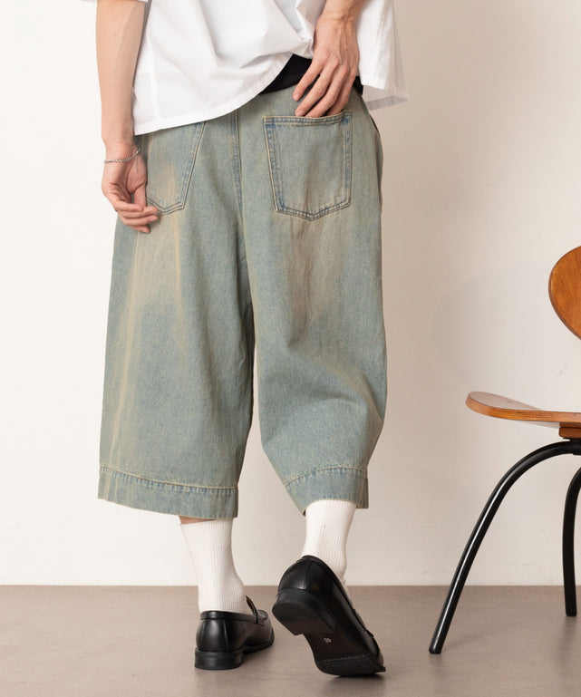 デニム淡加工 モデル：180cm L着用