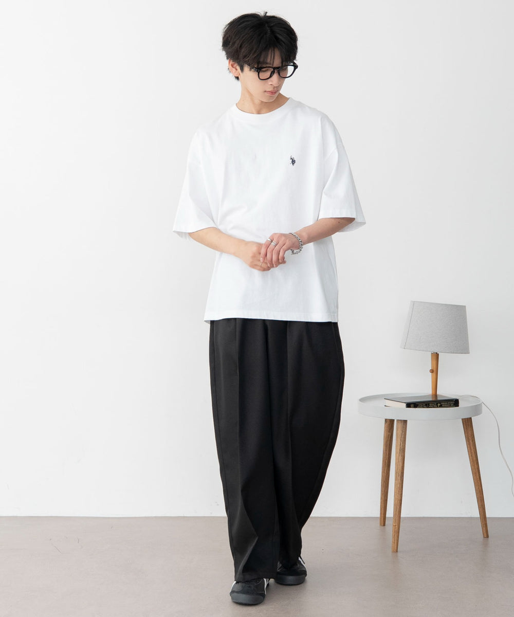 ホワイト モデル:180cm Lサイズ着用