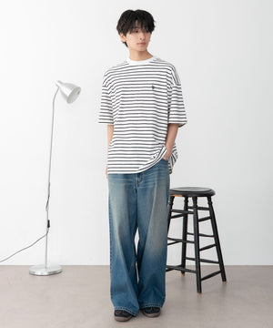 ホワイトボーダー モデル:180cm Lサイズ着用