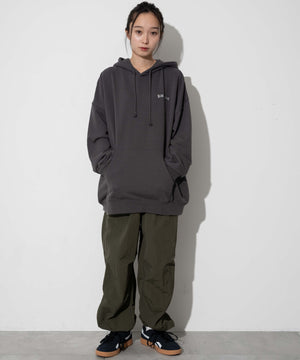 スミクロ モデル：161cm L着用