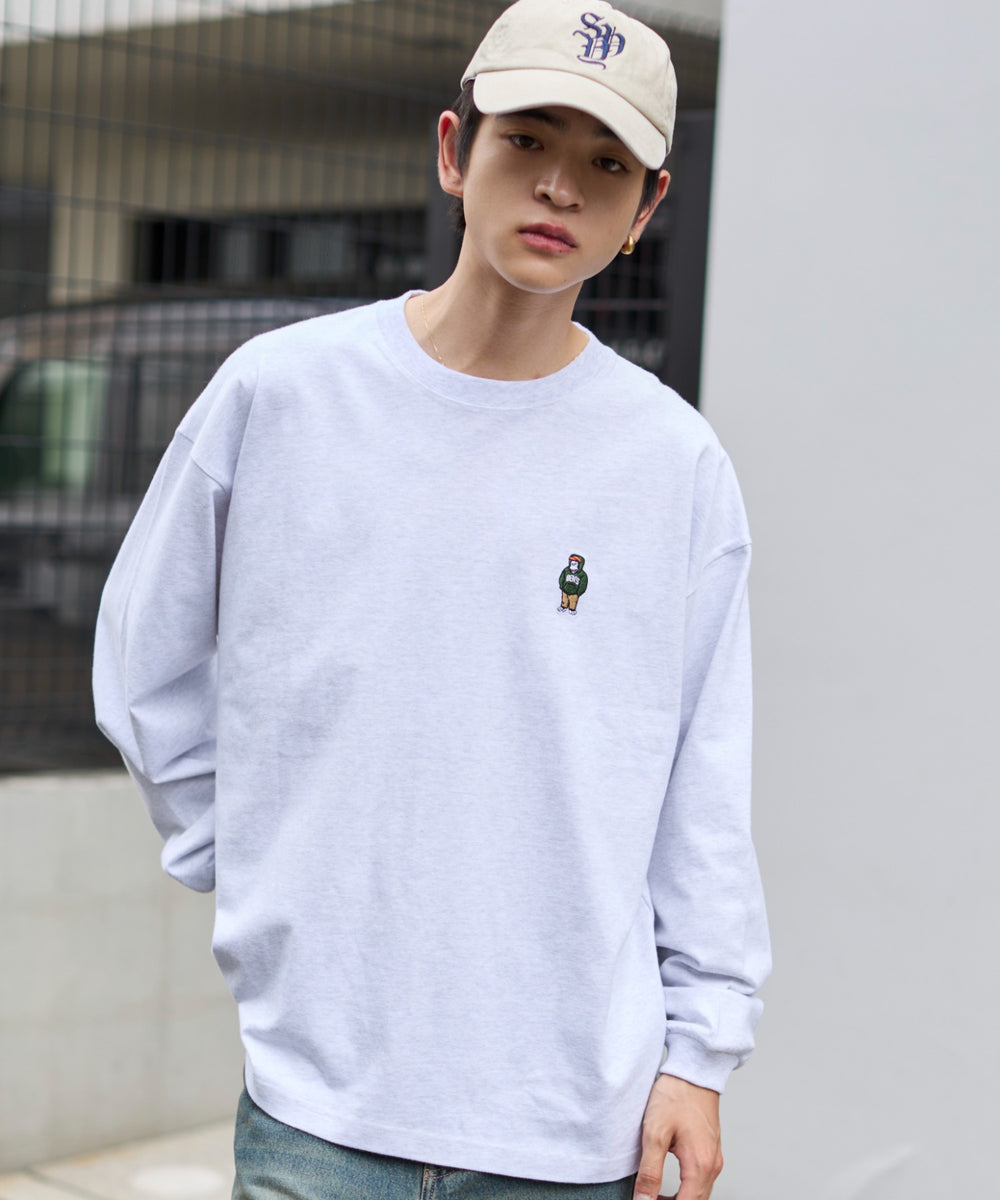 アッシュグレー モデル：180cm L着用