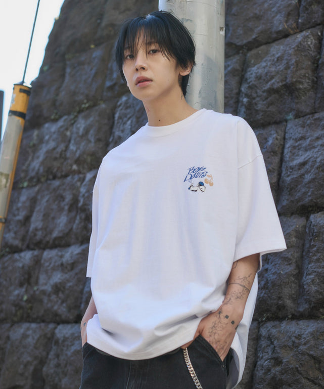 ホワイト モデル：175cm L着用