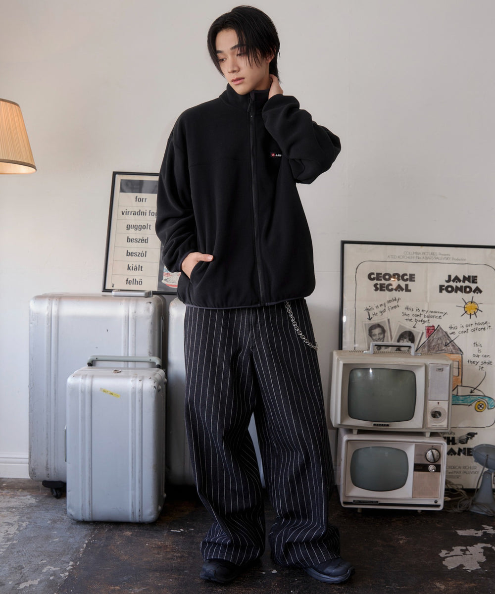 ブラック モデル：175cm L着用