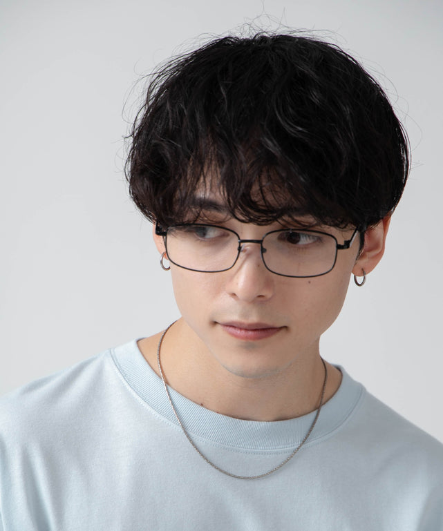 ブラック