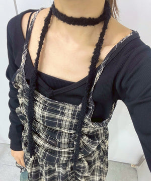 ブラック