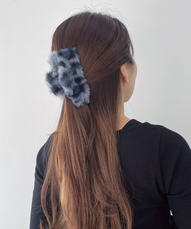 ブルー