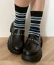 ブラック