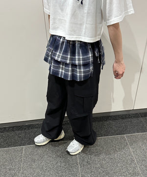 ネイビー