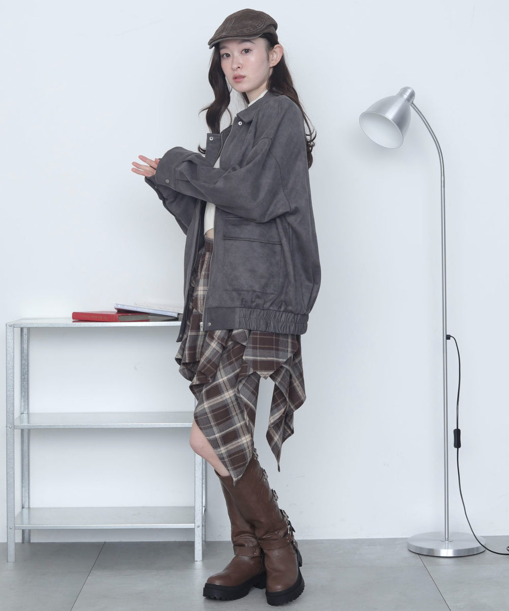 チャコール　モデル：163cm F着用