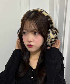 ベージュ