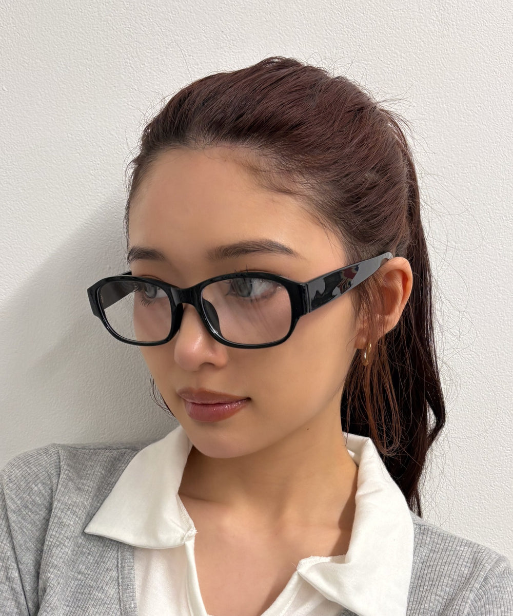 ブラック