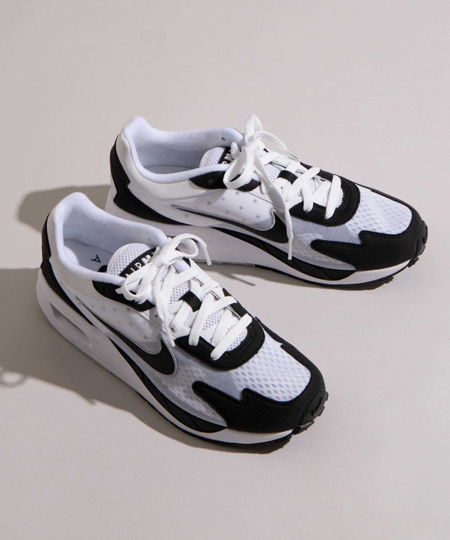 NIKE　AIR　MAX　SOLO/ホワイトその他