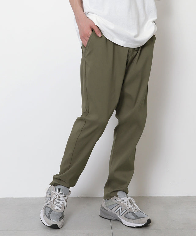 カルゼレギンスアンクルパンツ/カーキ　モデル：175cm L着用