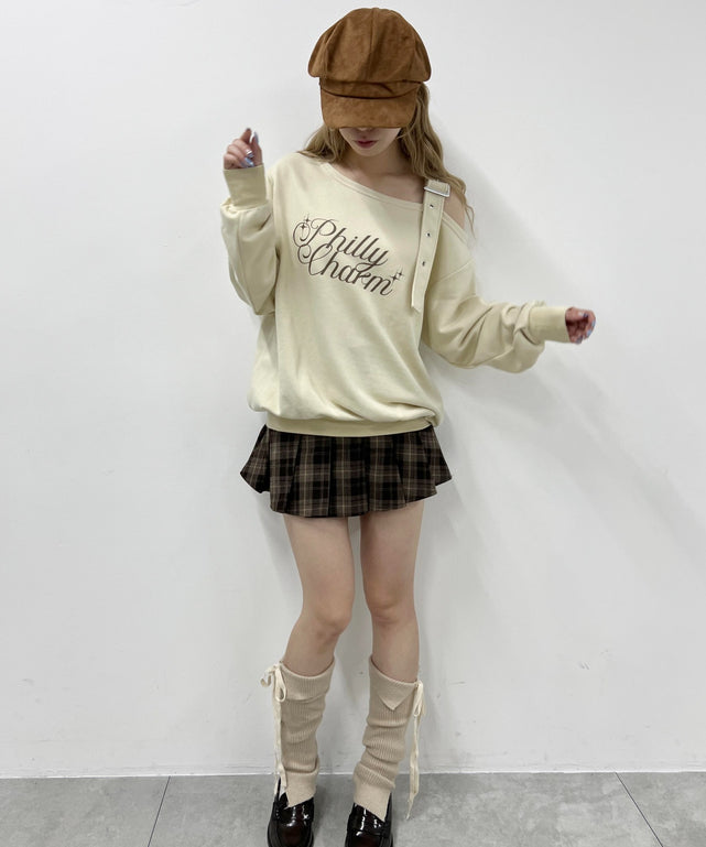 ベージュ