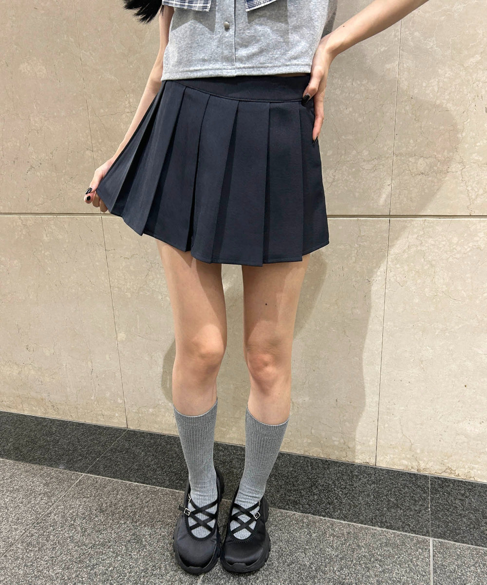 グレー モデル：157㎝ F着用
