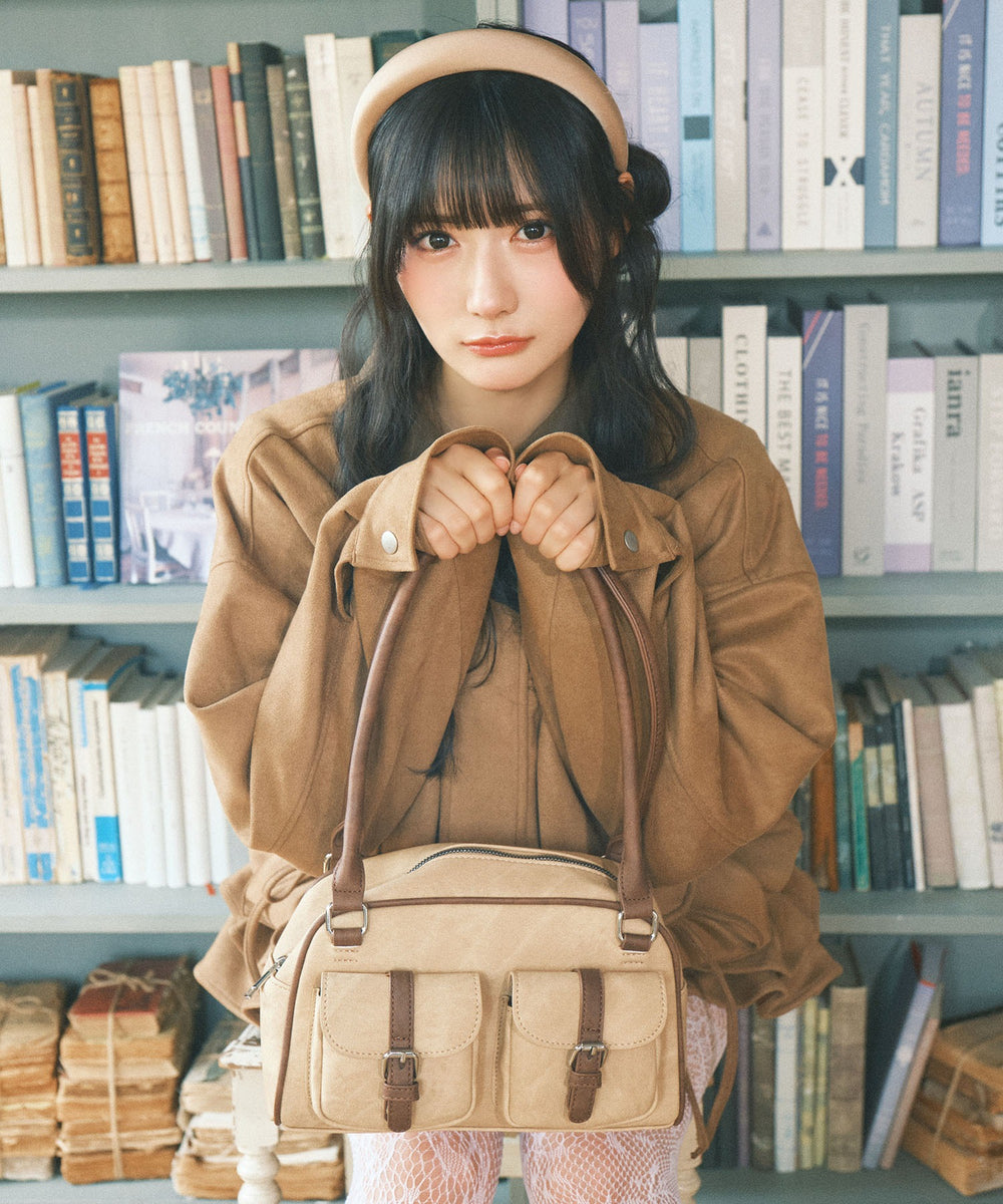 ベージュ