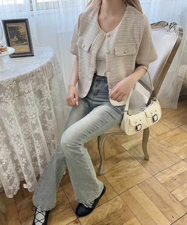 ベージュ モデル：160㎝ F着用