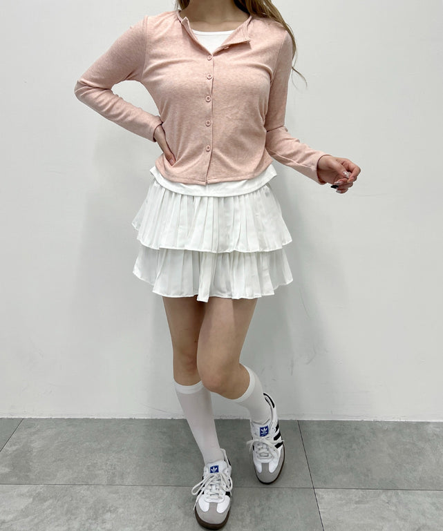 ホワイト モデル：160㎝ F着用